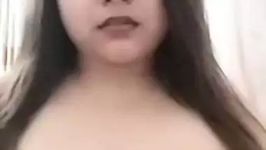 Chubby tanker maal huge boobs showing on video call