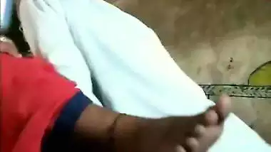 Viral xxx video of a pervert fucking his desi cousin