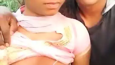 Desi guy records his GF’s outdoor sexy nude video